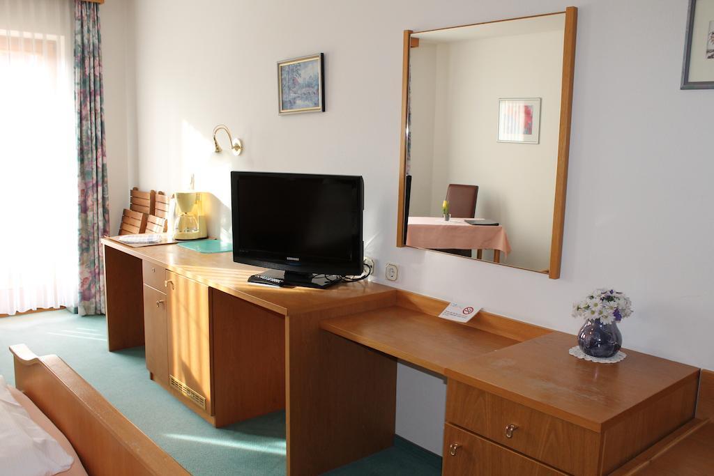 Hotel Garni Vogelsang Bad Füssing Quarto foto